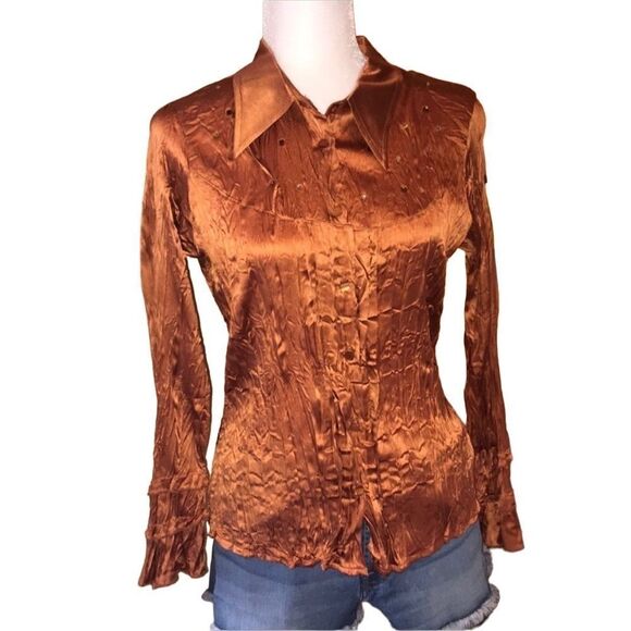 🍁Gasp Bell Sleeve Silky Top - Picture 1 of 7